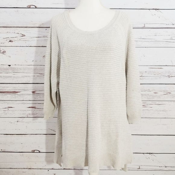Lane Bryant Sweaters - Lane Bryant waffle knit button back sweater TB4